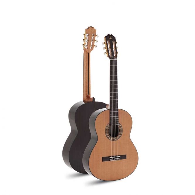 Guitarra Clasica Admira A6 Serie Artesania- Vista doble