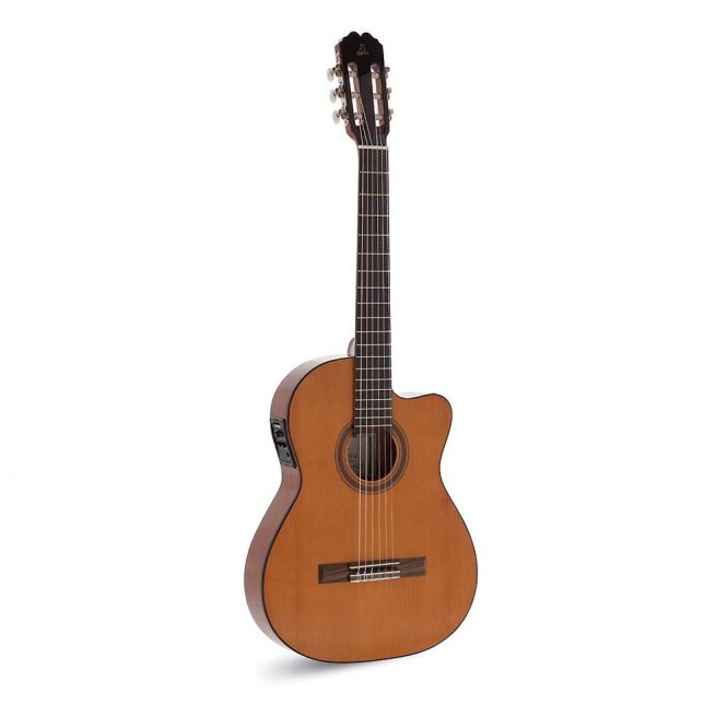 Guitarra Clásica Admira Málaga Electrificada Cutaway Cuerpo Estrecho