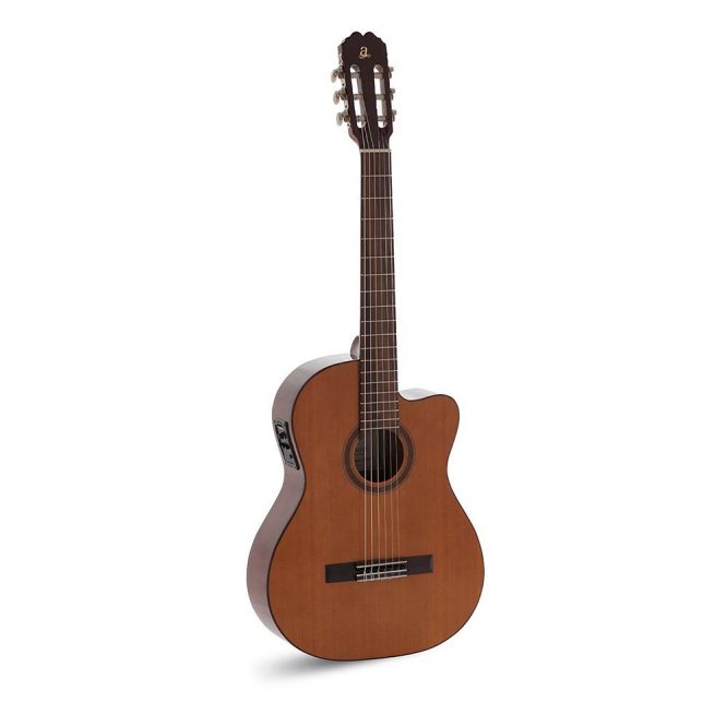 Guitarra Clásica Admira Málaga Electrificada Cutaway
