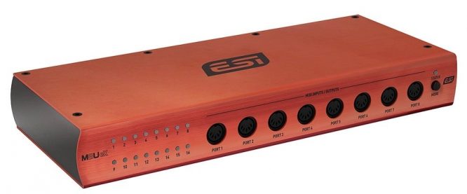 Controlador MIDI ESI Para 8 Dispositivos con 8 Entradas / Salidas ESI - M8U-eX