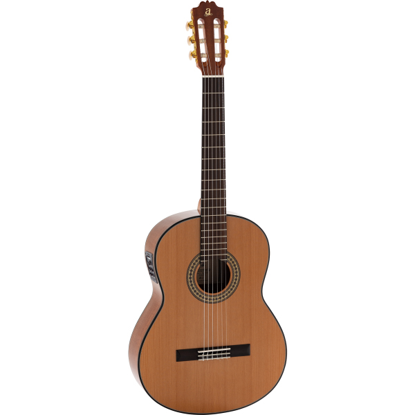 Guitarra Clásica Admira A1 Electrificada Fishman
