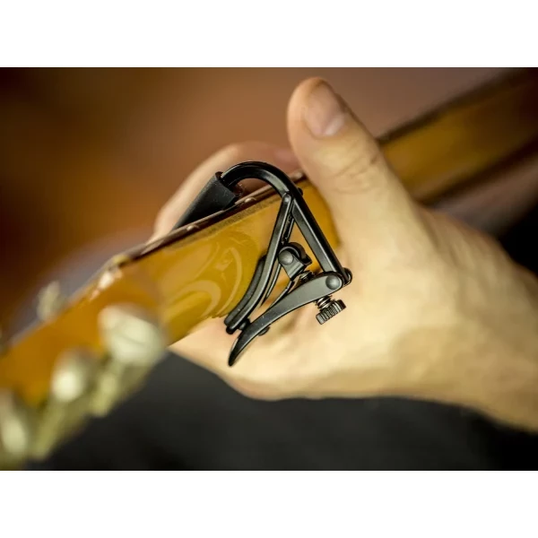 CEJILLA SHUBB CAPO NOIR PARA ACÚSTICA y ELÉCTRICA - Imagen 3