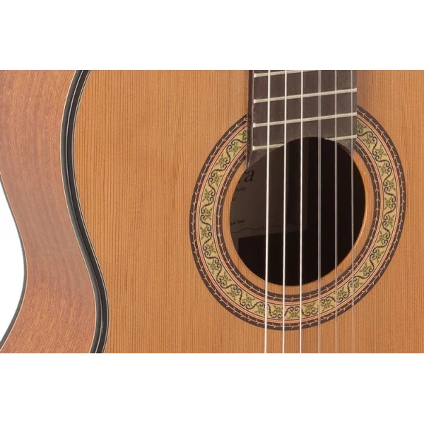 GUITARRA CLÁSICA ADMIRA A2 SERIE ARTESANÍA ZURDA - Imagen 4