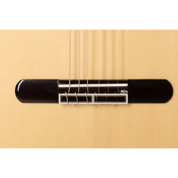 GUITARRA CLÁSICA ADMIRA ARTISTA SERIE CONSERVATORIO TAPA ABETO FONDO ARCE - Imagen 4