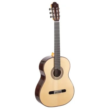 GUITARRA CLÁSICA ADMIRA ARTISTA SERIE CONSERVATORIO TAPA ABETO FONDO PALOSANTO