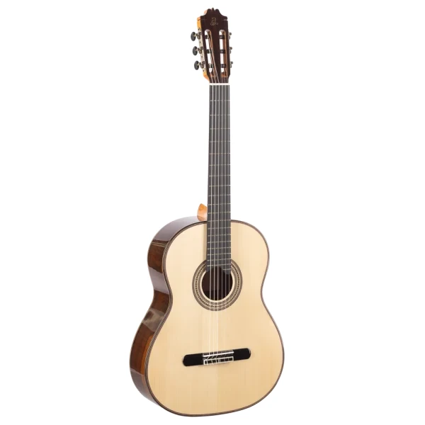 GUITARRA CLÁSICA ADMIRA ARTISTA SERIE CONSERVATORIO TAPA ABETO FONDO ZIRICOTE