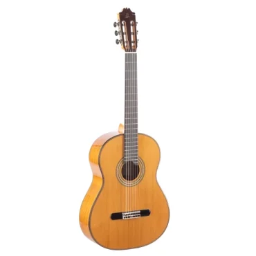 GUITARRA CLÁSICA ADMIRA ARTISTA SERIE CONSERVATORIO TAPA CEDRO FONDO BOCOTE
