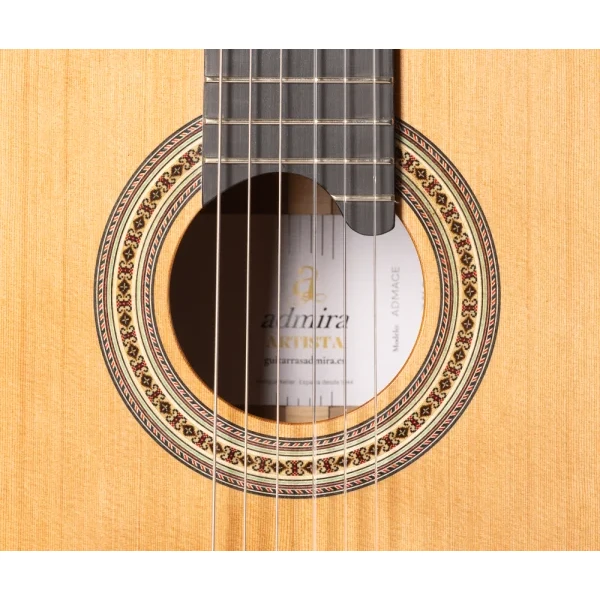 GUITARRA CLÁSICA ADMIRA ARTISTA SERIE CONSERVATORIO TAPA CEDRO FONDO ÉBANO - Imagen 3
