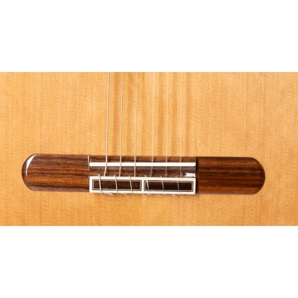 GUITARRA CLÁSICA ADMIRA ARTISTA SERIE CONSERVATORIO TAPA CEDRO FONDO ÉBANO - Imagen 4