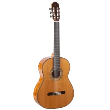 GUITARRA CLÁSICA ADMIRA ARTISTA SERIE CONSERVATORIO TAPA CEDRO FONDO SANTOS